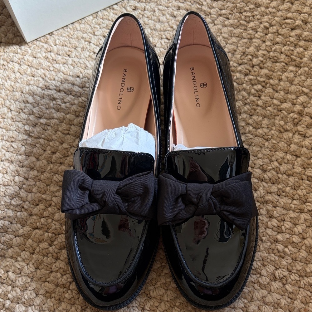 Bandolino Glossy Black Loafers with Bow